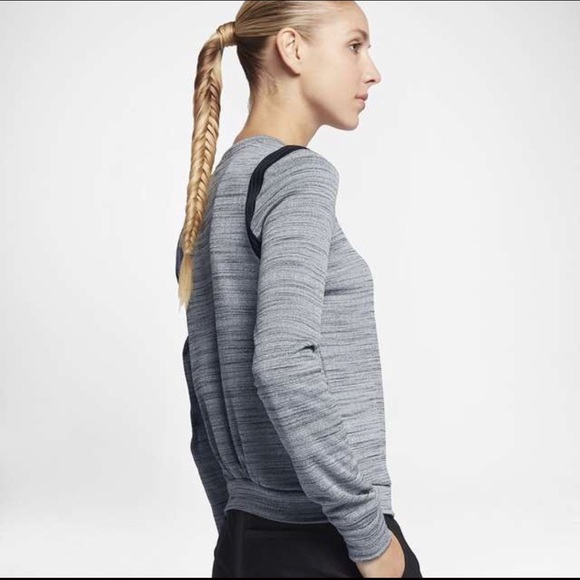 NWT Nike long sleeve grey top - Picture 4 of 8